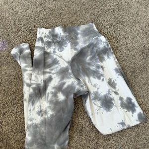 Balance athletica tie dye leggings